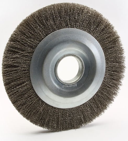 Escova circular de aço, ondulada, 200 mm x 25 mm Furo 16 mm prensada, fio 0,40 mm