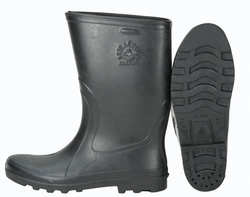 Bota de borracha preta, modelo trator, cano curto, 38